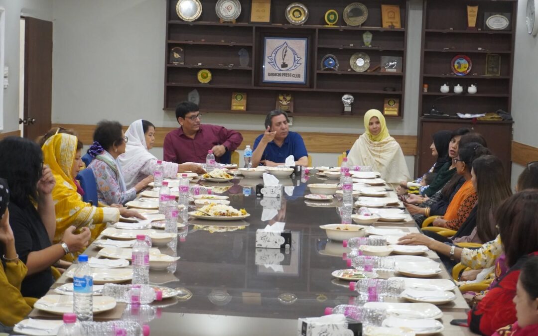 Karachi Press Club Hosts Lunch for Women Members